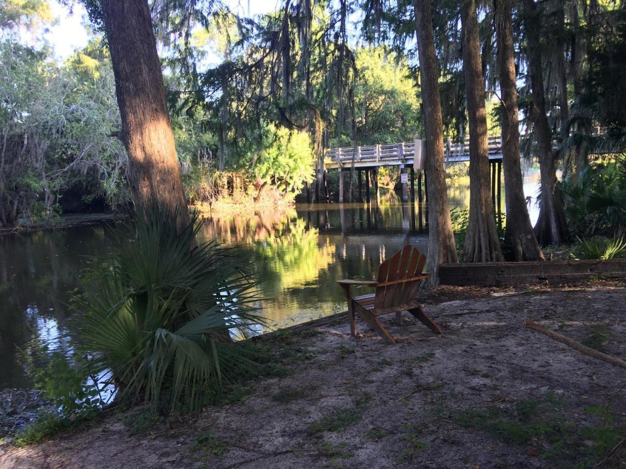 The Yearling Cabins Cross Creek Exteriör bild