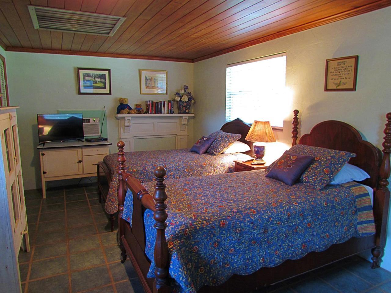 The Yearling Cabins Cross Creek Exteriör bild